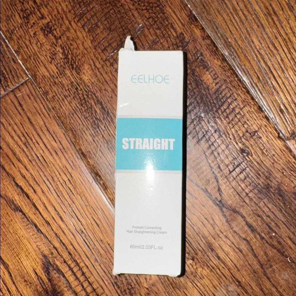 NWT Straight Hair Cream - Size 60 ml/2.03 fl oz.
